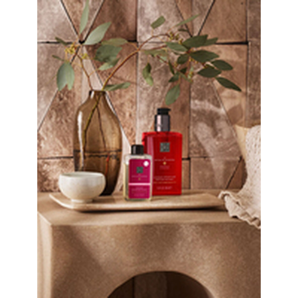 V2H3B90BBEDCD59060961F83AC8DB63A1BFR6240829P3