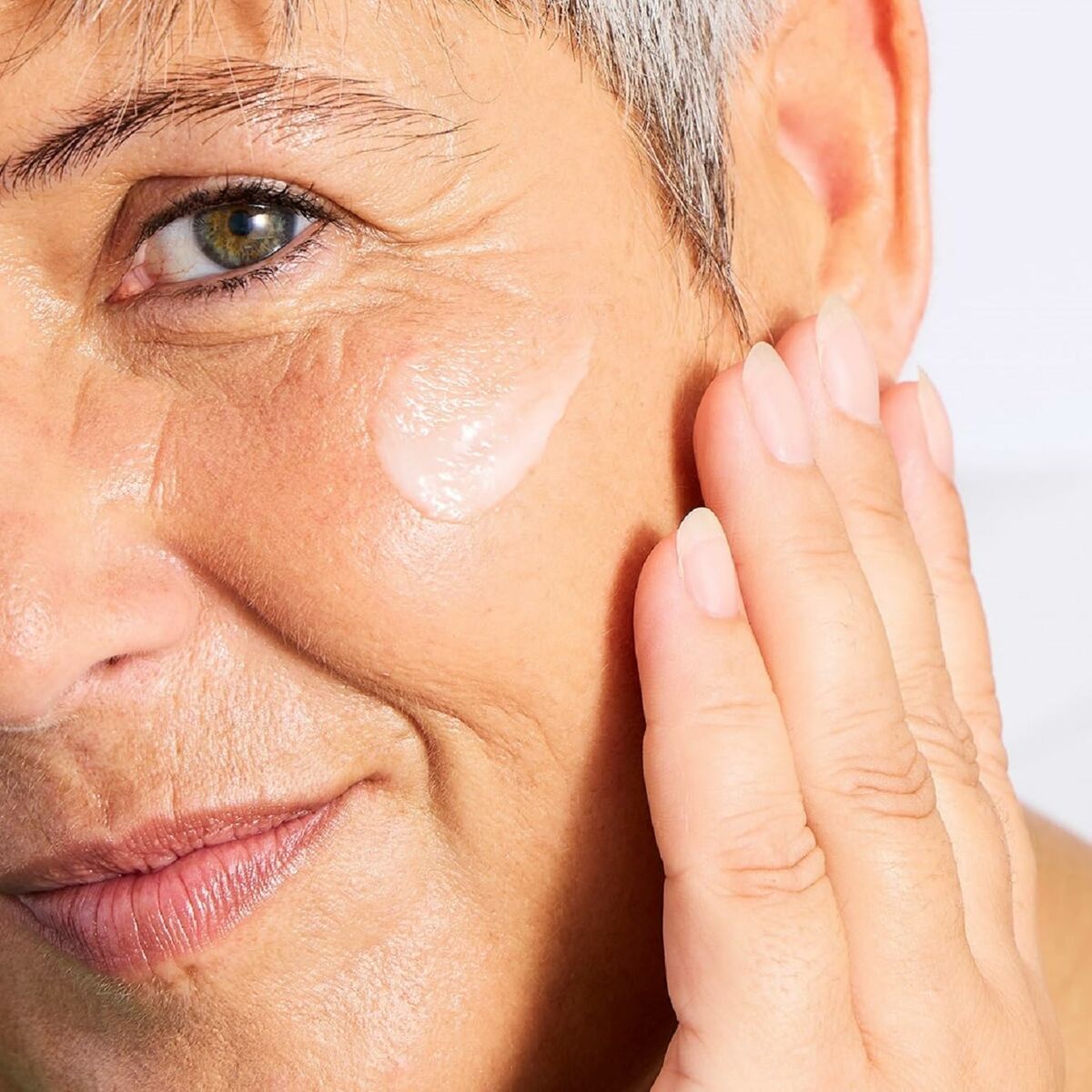 V3H75407FEF305B6DA4713975409A319C4AR4377711P3