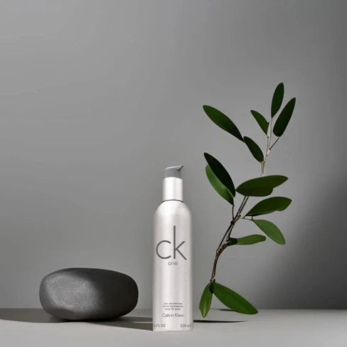 Lotion hydratante Ck One Calvin Klein 65607460000 Crème Bouteille Unisexe